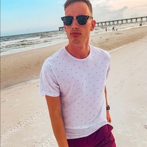 Men’s casual shirt